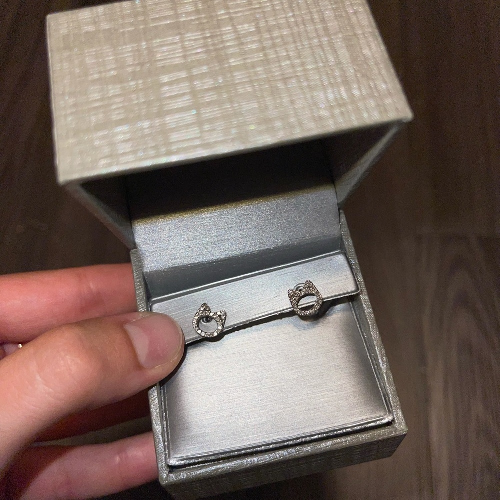Zales cat earrings